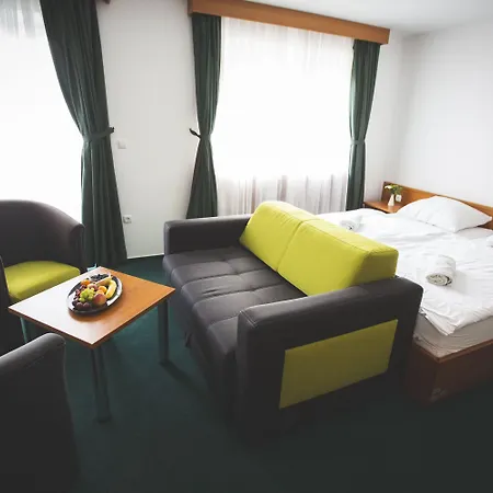 Tisa Pohorje Szálloda 3*